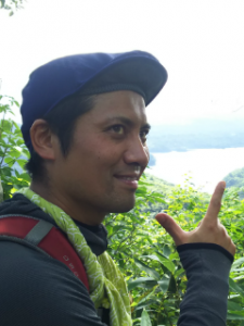 山路歩